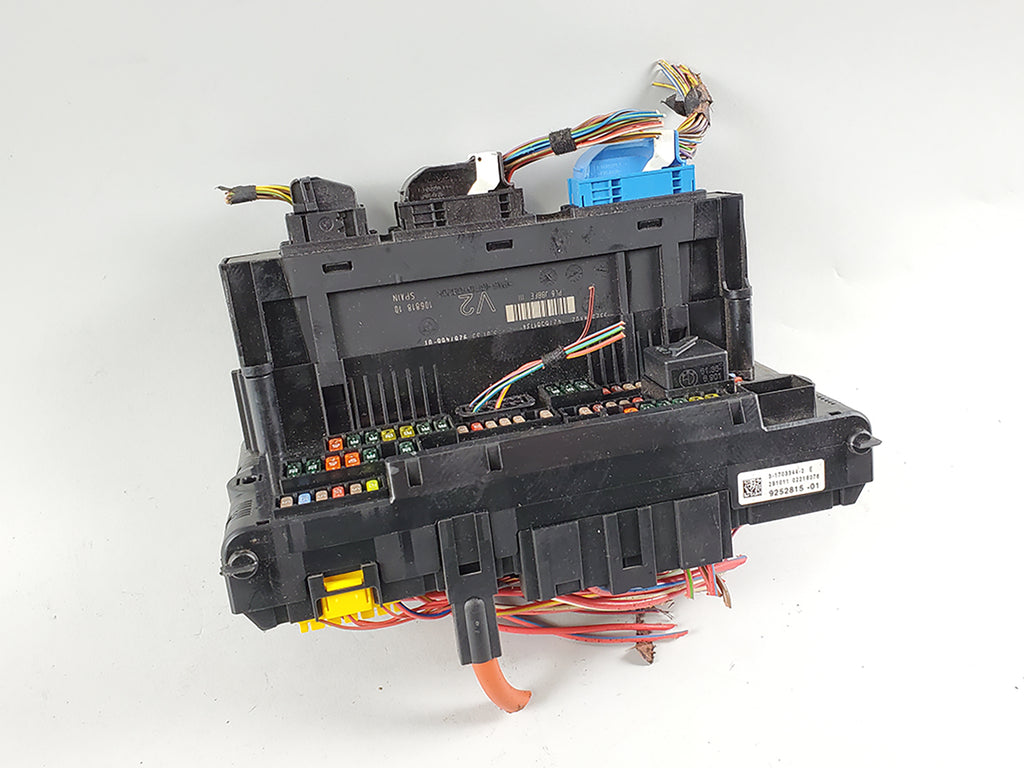  2011 - 2016 BMW 5 SERIES F10 FUSE RELAY POWER BOX DISTRIBUTION MODULE 9252815 OEM, cheap