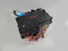 Load image into Gallery viewer, 2011 - 2016 BMW 5 SERIES F10 FUSE RELAY POWER BOX DISTRIBUTION MODULE 9252815 OEM, buy