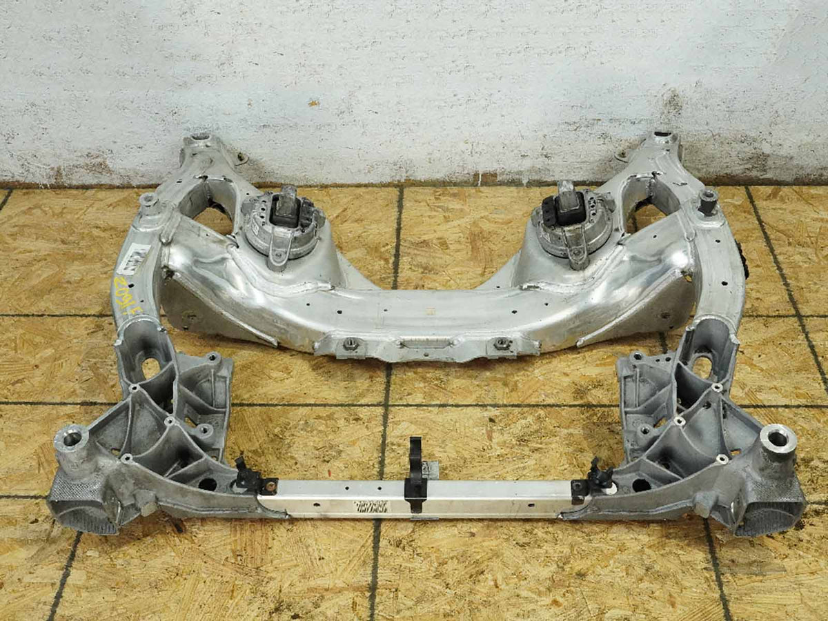 2012 - 2019 Bmw 6 Series F13 Rwd Subframe Crossmember Cradle Front 6797643 OEM