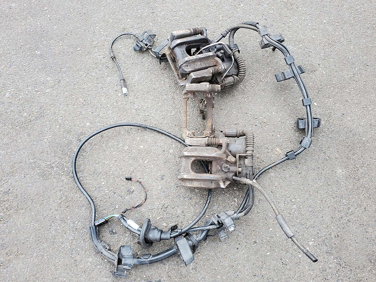 2011 - 2016 Bmw 5 Series F10 Xdrive Caliper Brake Stop Rear Left Right Rh Lh OEM