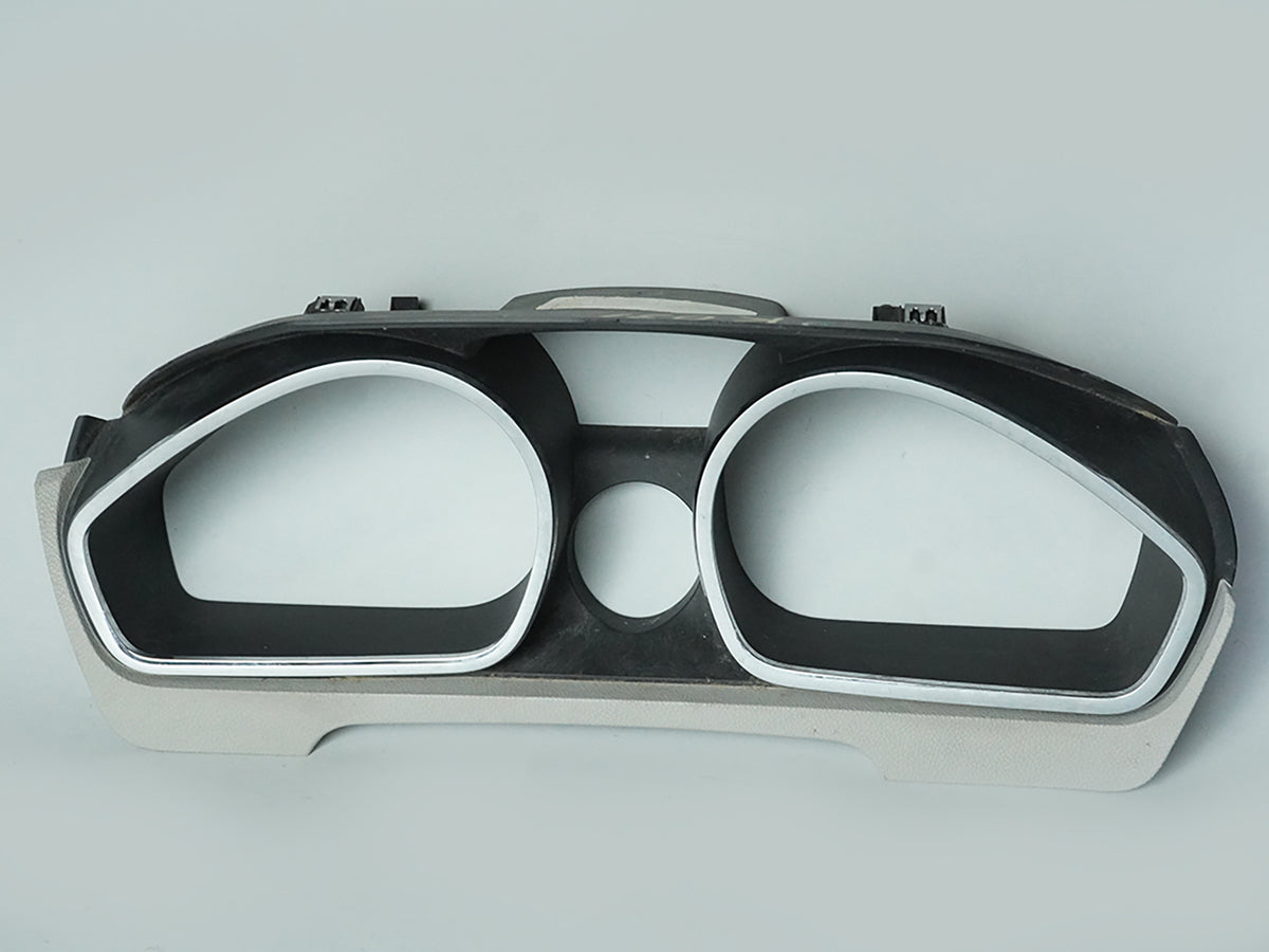 2009 - 2013 Chevrolet Traverse Trim Bezel Cover Speedometer Instrument Cluster