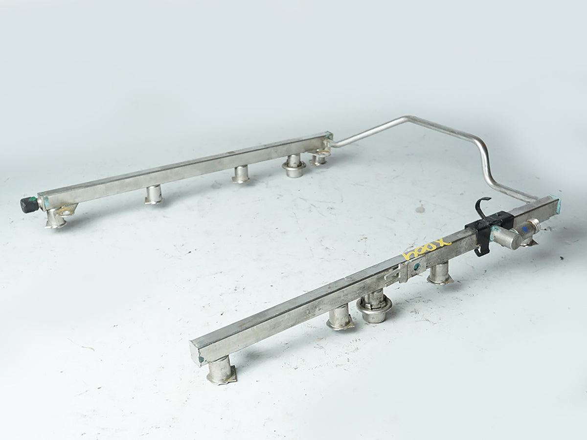 2007 - 2012 Mercedes Benz Gl Class Gl450 Fuel Injection Rail Pipe 2720780092 OEM