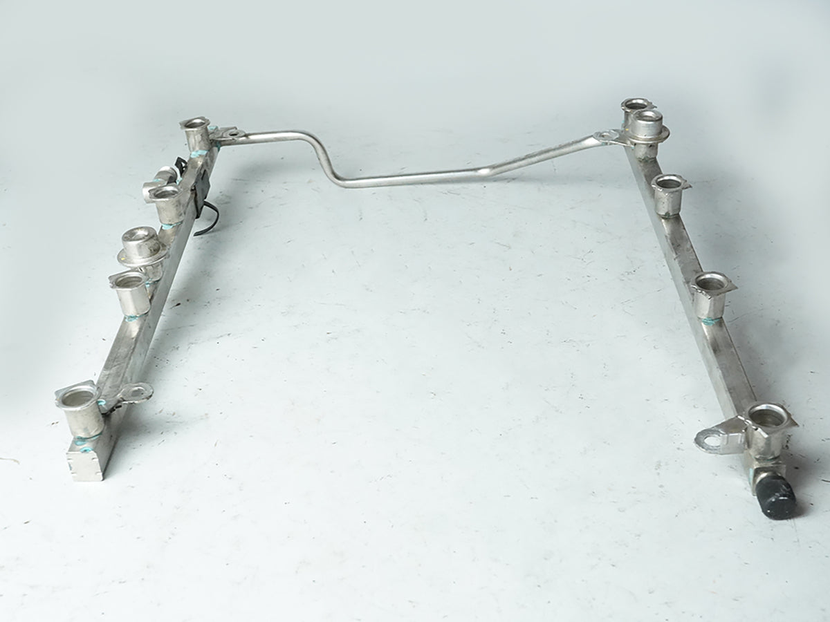 2007 - 2012 Mercedes Benz Gl Class Gl450 Fuel Injection Rail Pipe 2720780092 OEM