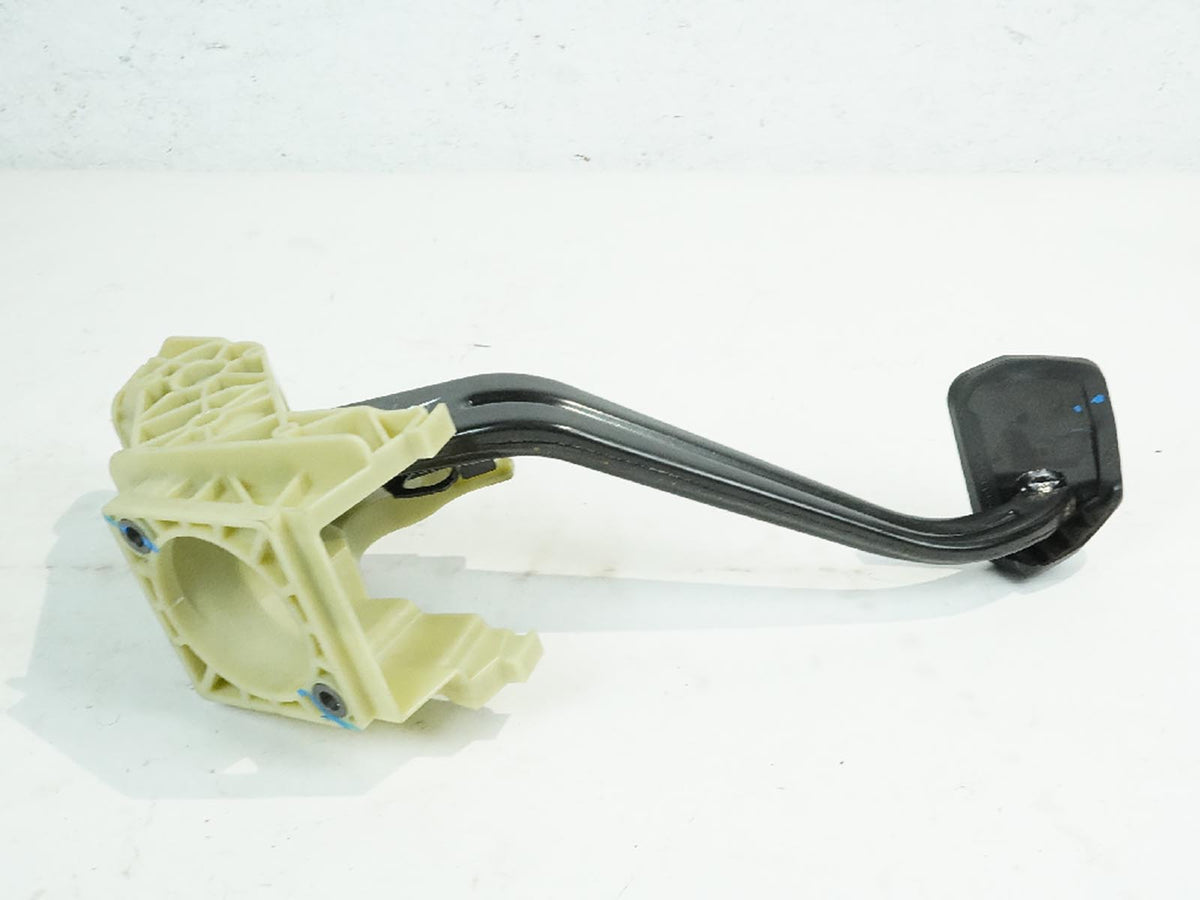 2014 - 2018 Bmw X5 F15 Brake Stop Pedal W Bracket Support Floor 6791900 OEM