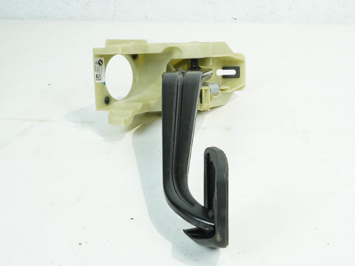 2014 - 2018 Bmw X5 F15 Brake Stop Pedal W Bracket Support Floor 6791900 OEM