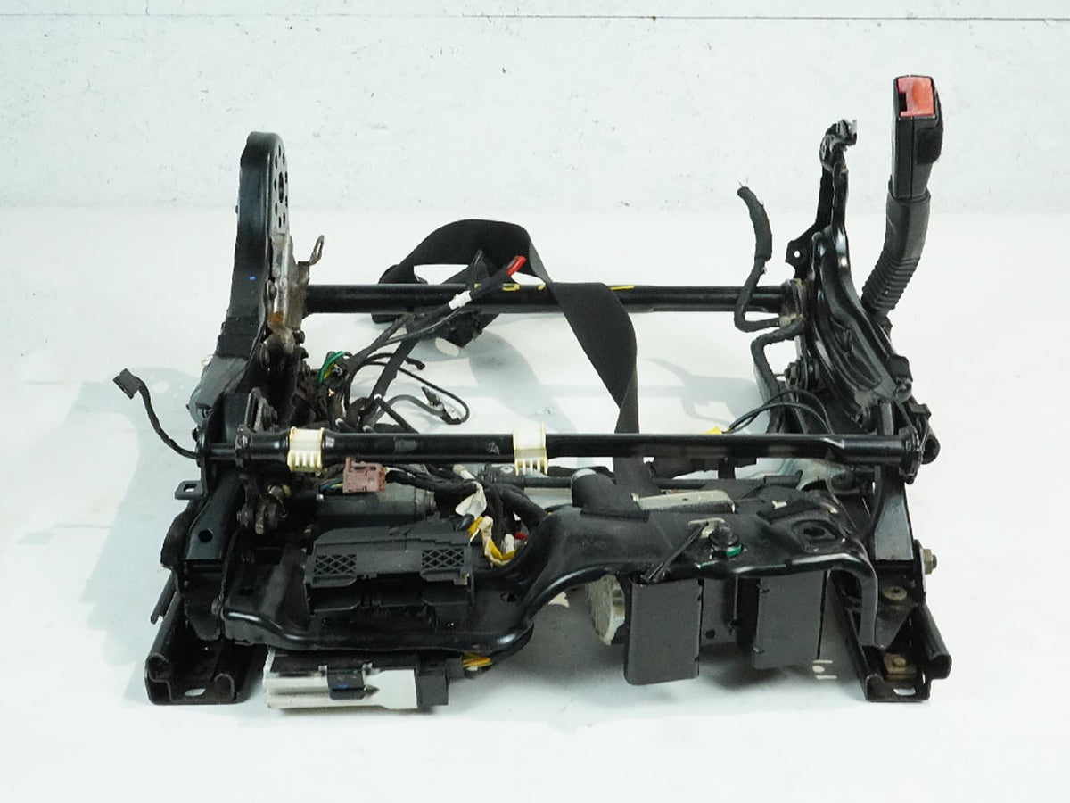 2012 - 2018 Bmw 6 Series F13 Seat Track Frame W Motor Front Passenger Right OEM