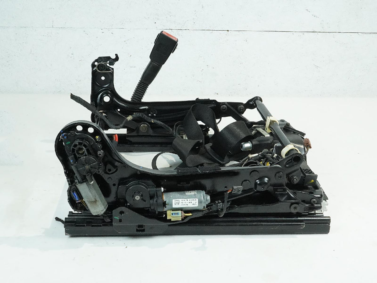 2012 - 2018 Bmw 6 Series F13 Seat Track Frame W Motor Front Passenger Right OEM