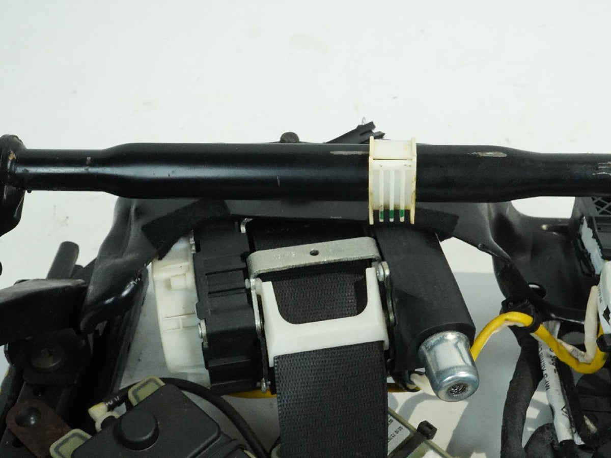 2012 - 2018 Bmw 6 Series F13 Seat Track Frame W Motor Front Passenger Right OEM