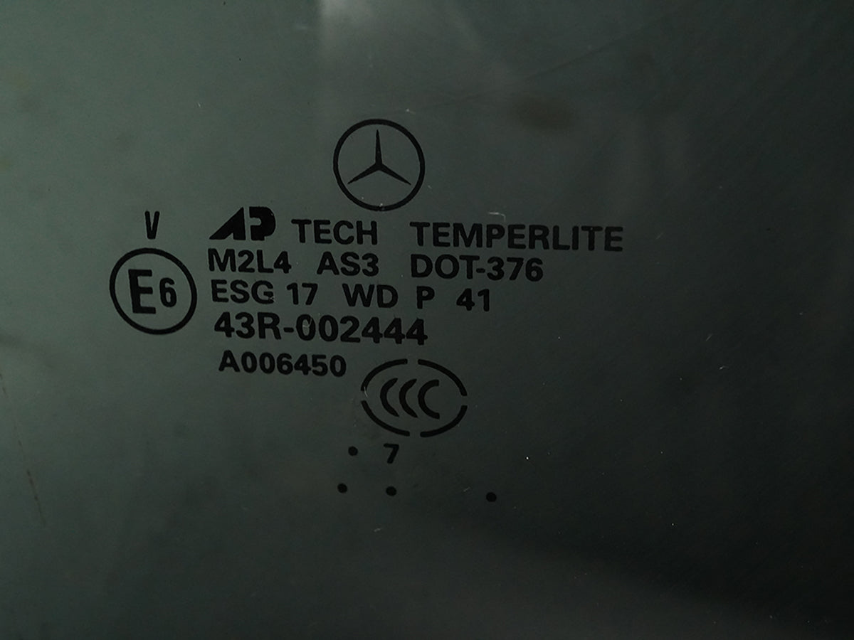 07-12 Mercedes GL450 X164 Door Window Glass Privacy Tint RR RH 1647351010 OEM