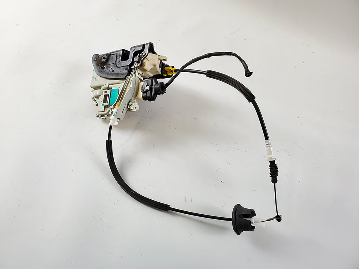 2009 - 2011 Audi A4 B8 Door Lock Latch Actuator Solenoid Rear Right Rh Side