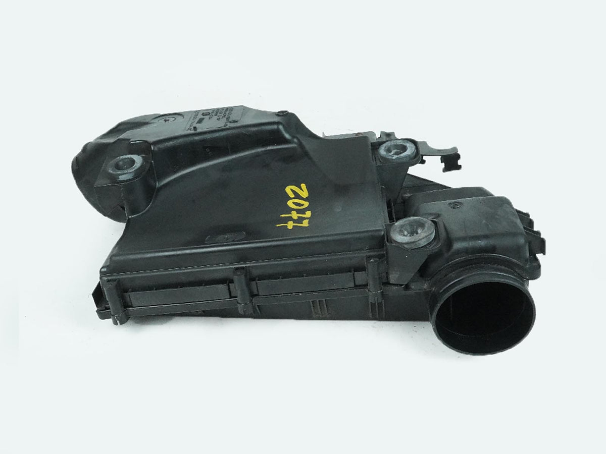 2014 - 2018 Bmw X5 F15 3.0L Air Cleaner Engine Intake Housing 13717583713 OEM