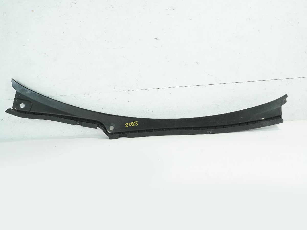 2009 - 2017 Audi Q5 8R Cowl Vent Panel Rain Tray Windshield Window 8R1819403 OEM