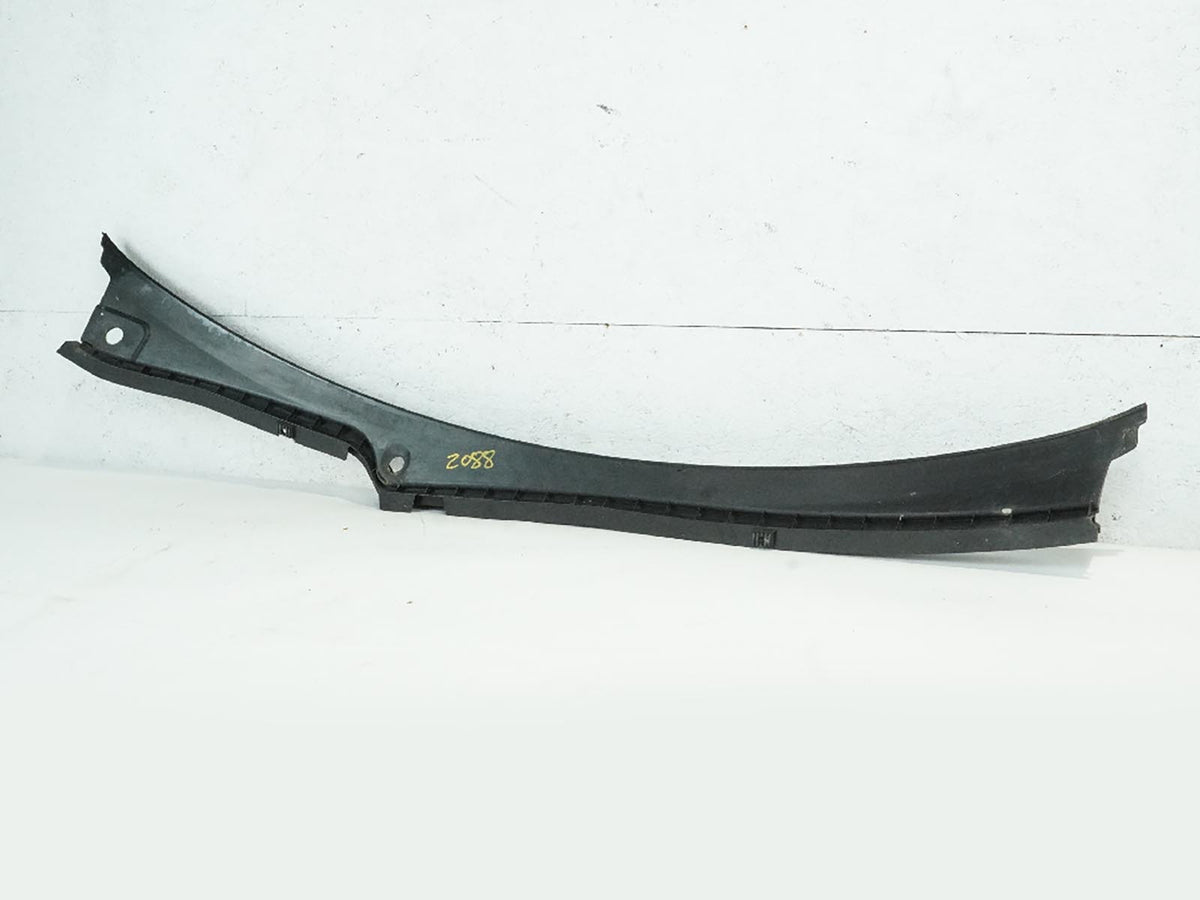 2009 - 2017 Audi Q5 8R Cowl Vent Panel Rain Tray Windshield Window 8R1819403 OEM