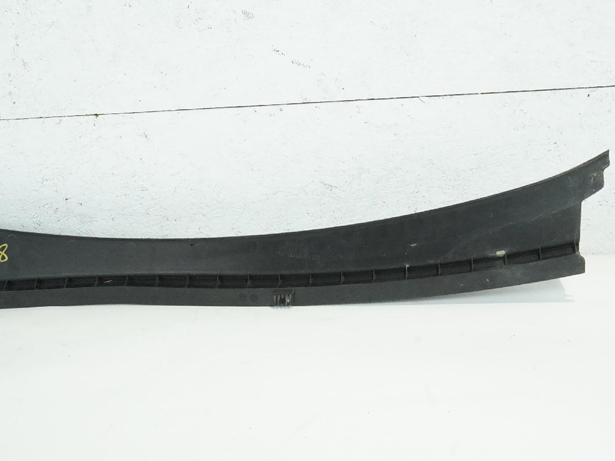2009 - 2017 Audi Q5 8R Cowl Vent Panel Rain Tray Windshield Window 8R1819403 OEM