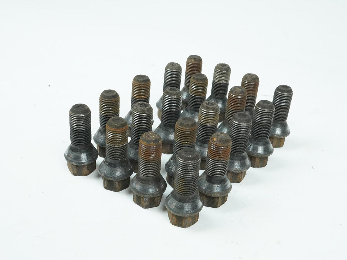 2007 - 2013 Bmw X5 E70 Lug Bolts Nut Rim Standard Wheel Flange Set Of 20 OEM