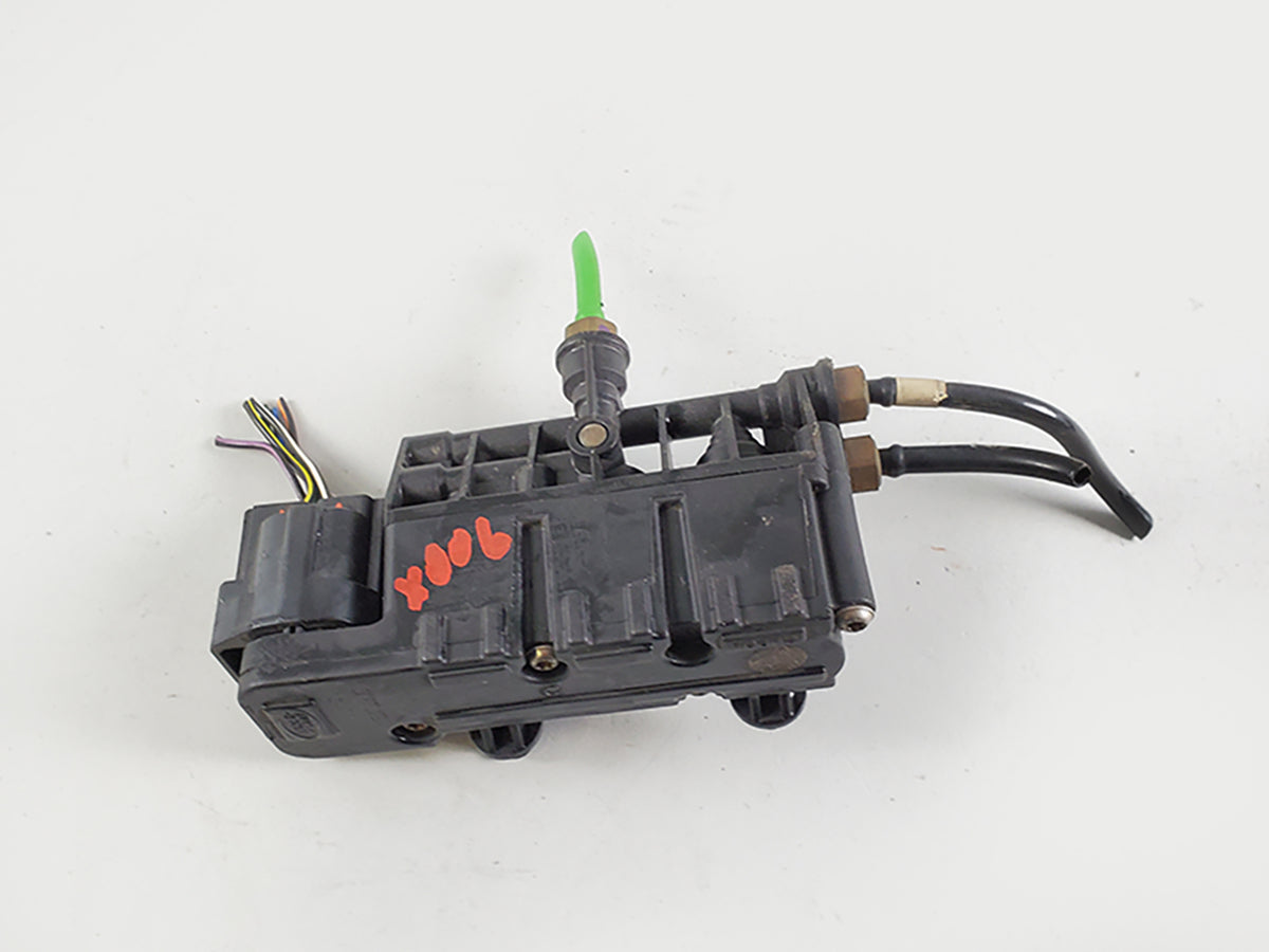 2010 - 2013 Land Rover  Discovery Lr4 Air Ride Valve Block Suspension Rvh000095
