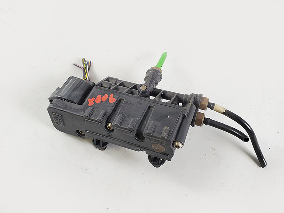 2010 - 2013 Land Rover  Discovery Lr4 Air Ride Valve Block Suspension Rvh000095