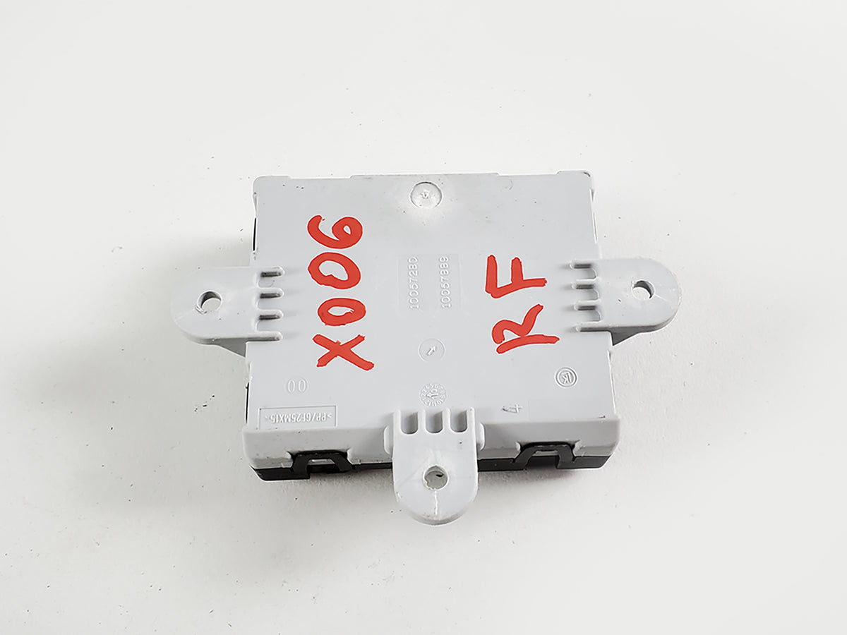 2010 - 2013 Land Rover Lr4 Door Computer Control Module Front Right Rh Side OEM