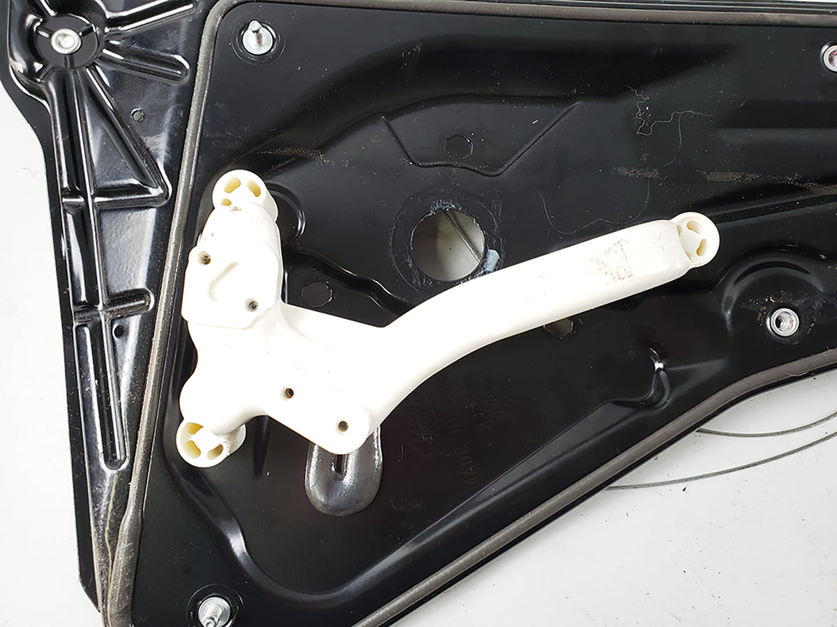 2010 - 2016 Land Rover Lr4 Regulator Electric Power Window Door Left Rear OEM
