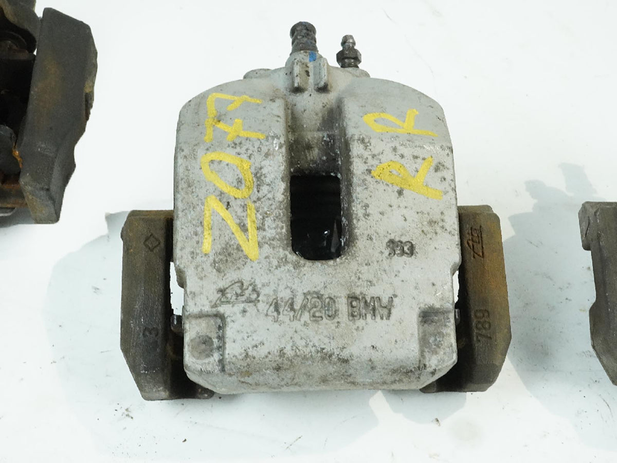 14-18 BMW X5 F15 3.0L AWD Brake Caliper W Pads Set Of 4 Front & Rear Right Left