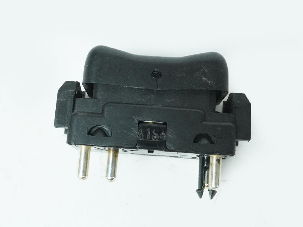  1994 - 1996 Mercedes C Class W202 Window Switch BuTTon Rear Right 2028205210 OEM, used