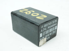 Load image into Gallery viewer, 1995 Mercedes Benz C Class W202 C280 2.8L Kick Down Relay Electric 0035453205, buy