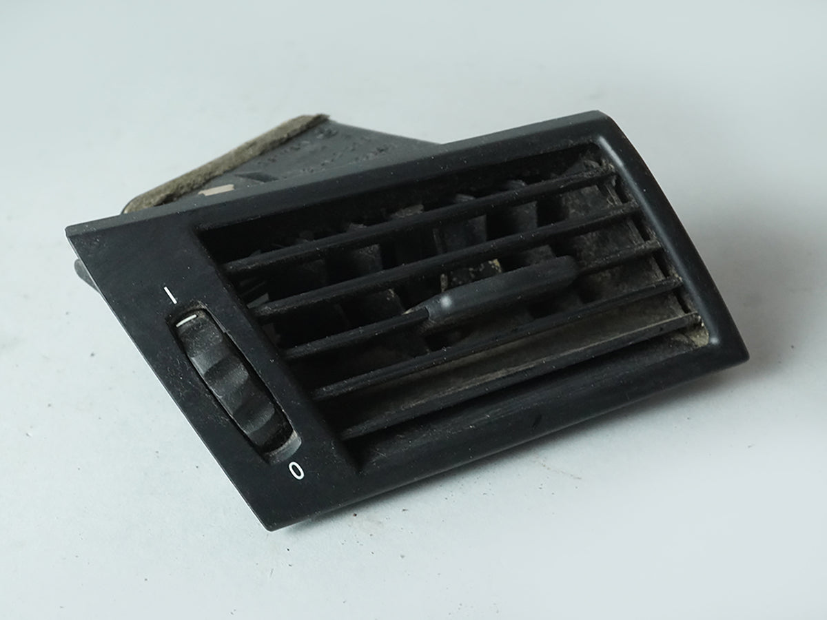2004 - 2009 Bmw X3 E83 Air Vent Grille Nozzle Dashboard Passenger Rh Right OEM