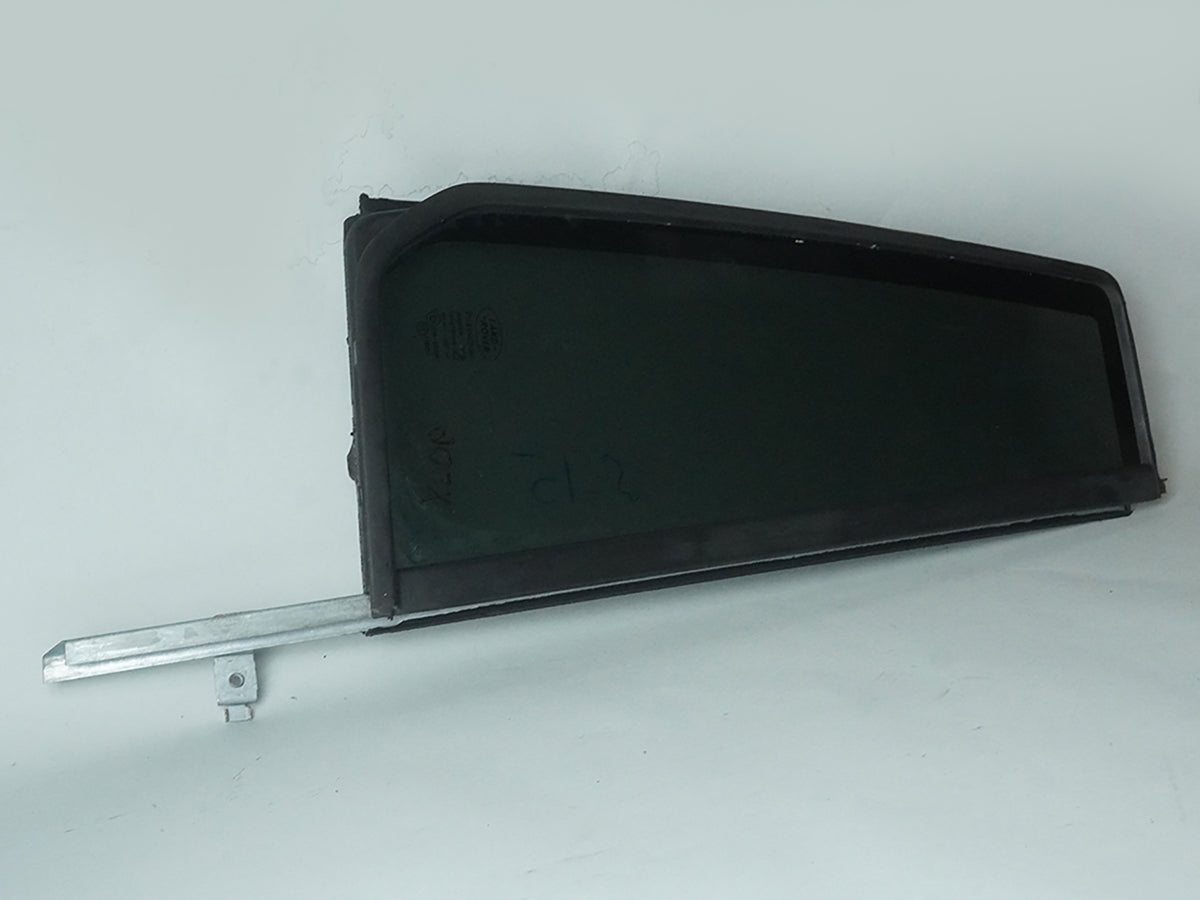 10-16 Land Rover LR4 L319 Vent Door Glass Window Tinted Rear RH 5H2229750AA OEM