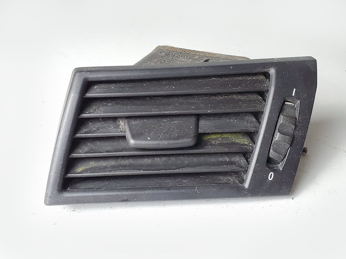 2004 - 2009 Bmw X3 E83 Grille Air Vent Nozzle Heater Left Driver 3400075 OEM