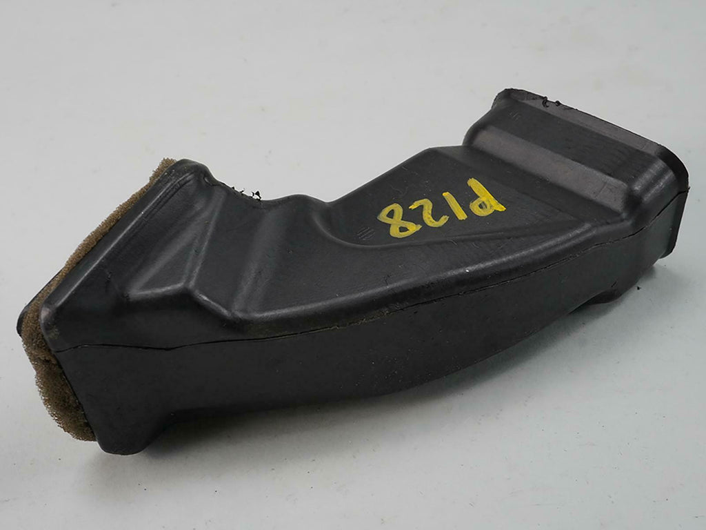  2008 - 2011 Mercedes Benz C Class W204 Air Intake Hose Duct A2048300023 Unit, in stock