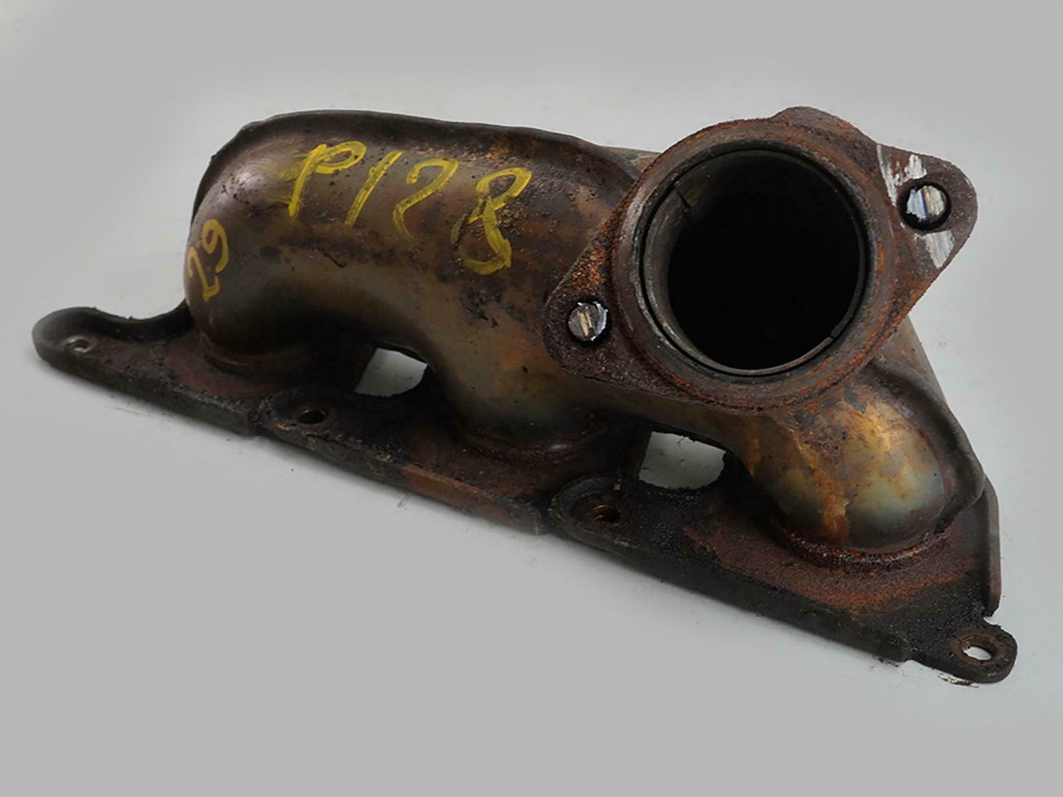 2008 - 2009 Mercedes Benz C Class W204 C300 Exhaust Manifold Driver Lh OEM