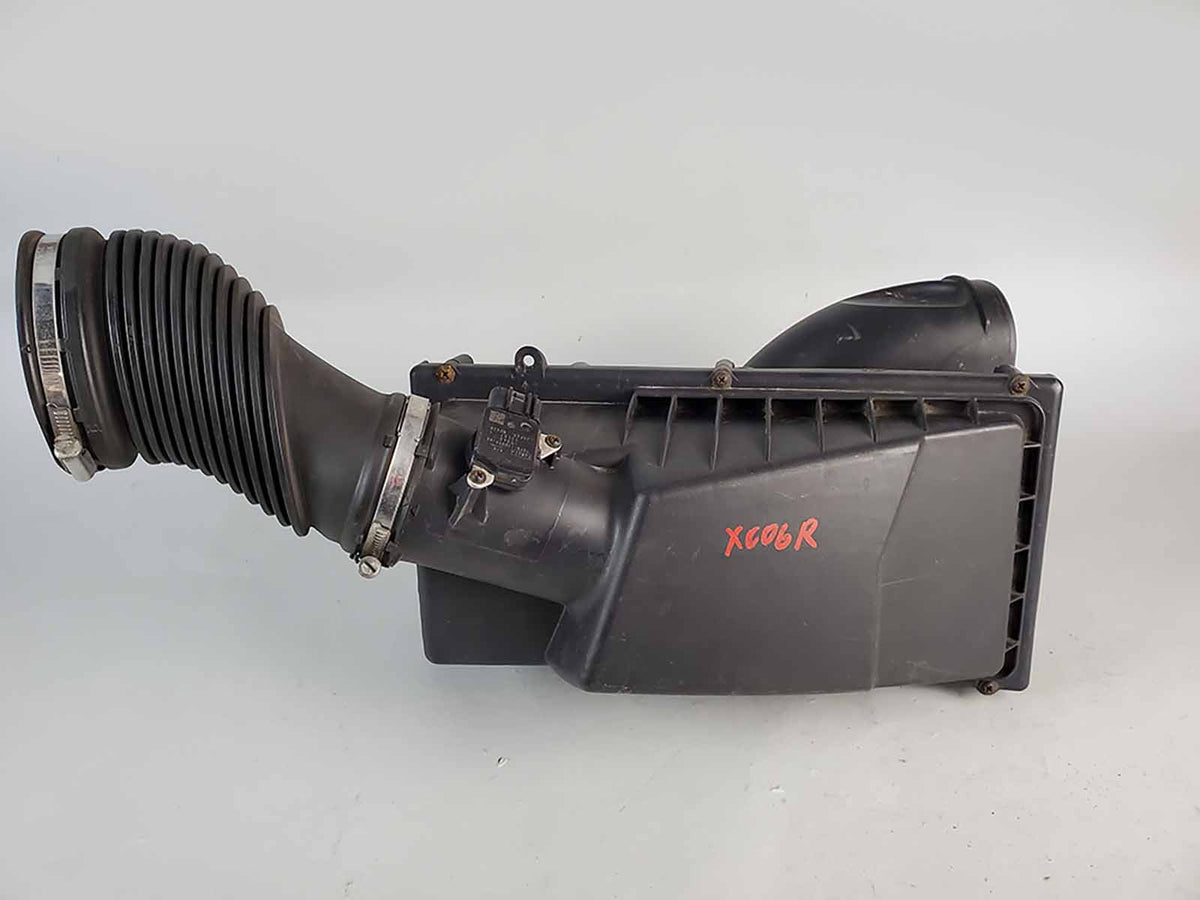 2010 - 2013 Land Rover Lr4 5.0 Air Intake Cleaner Mass Air Flow Meter Sensor Rh