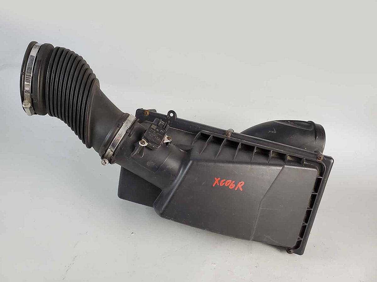 2010 - 2013 Land Rover Lr4 5.0 Air Intake Cleaner Mass Air Flow Meter Sensor Rh