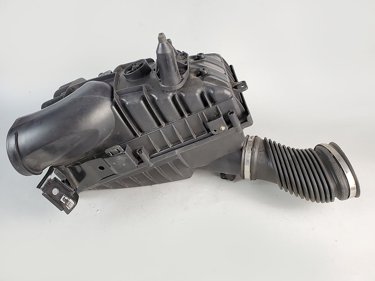 2010 - 2013 Land Rover Lr4 5.0 Air Intake Cleaner Mass Flow Meter Sensor Lh OEM