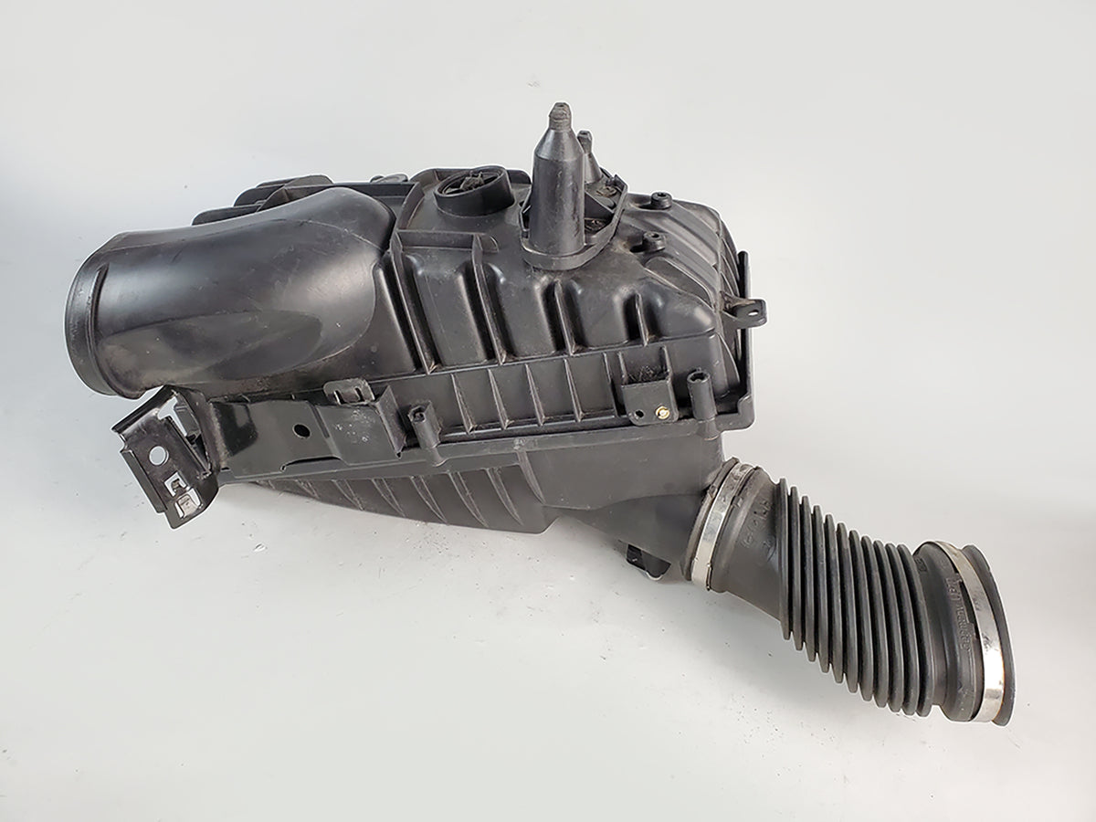 2010 - 2013 Land Rover Lr4 5.0 Air Intake Cleaner Mass Flow Meter Sensor Lh OEM