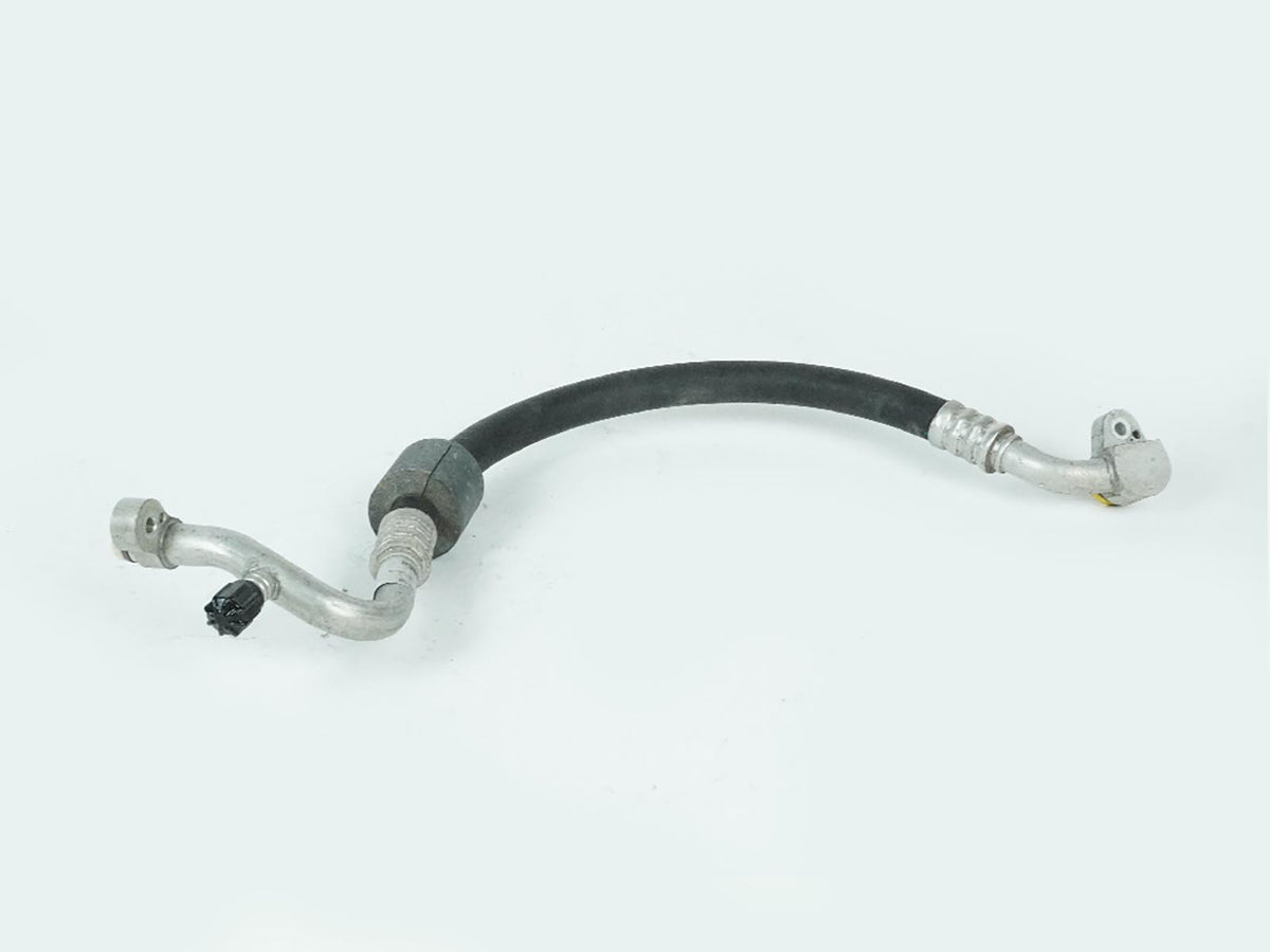 2012 - 2016 Bmw 3 Series F30 2.0L Hose Tube Pipe Ac Refigerant Suction Line OEM