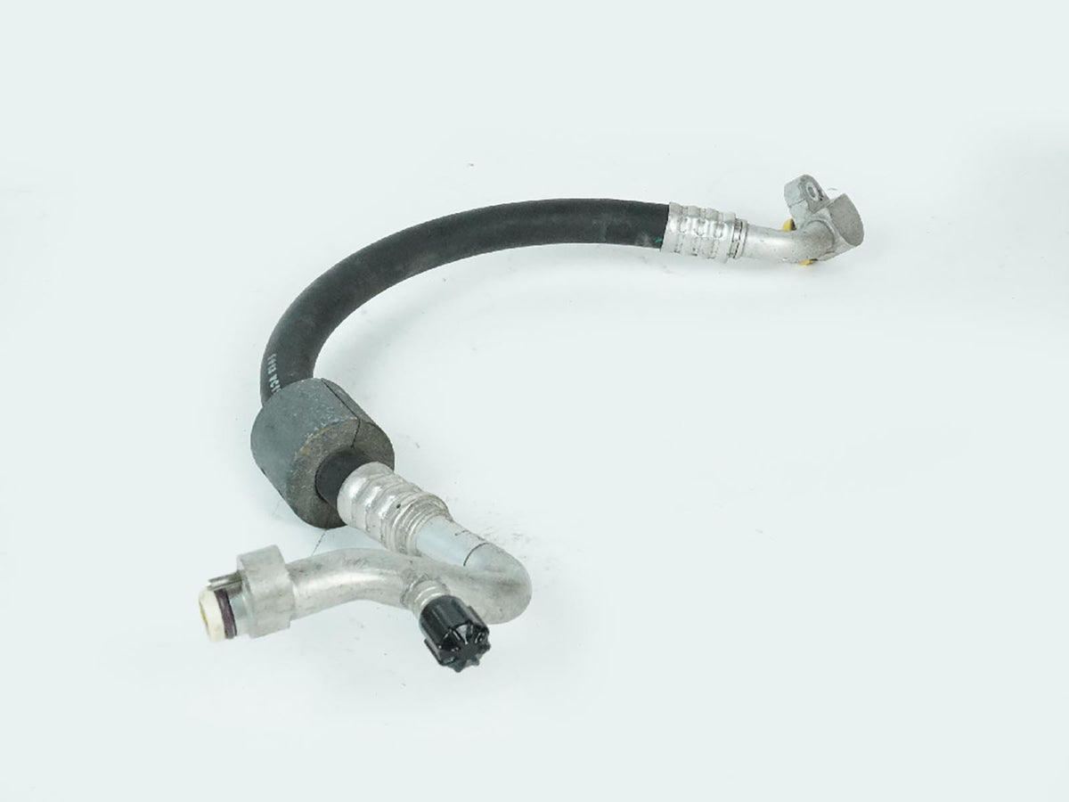 2012 - 2016 Bmw 3 Series F30 2.0L Hose Tube Pipe Ac Refigerant Suction Line OEM