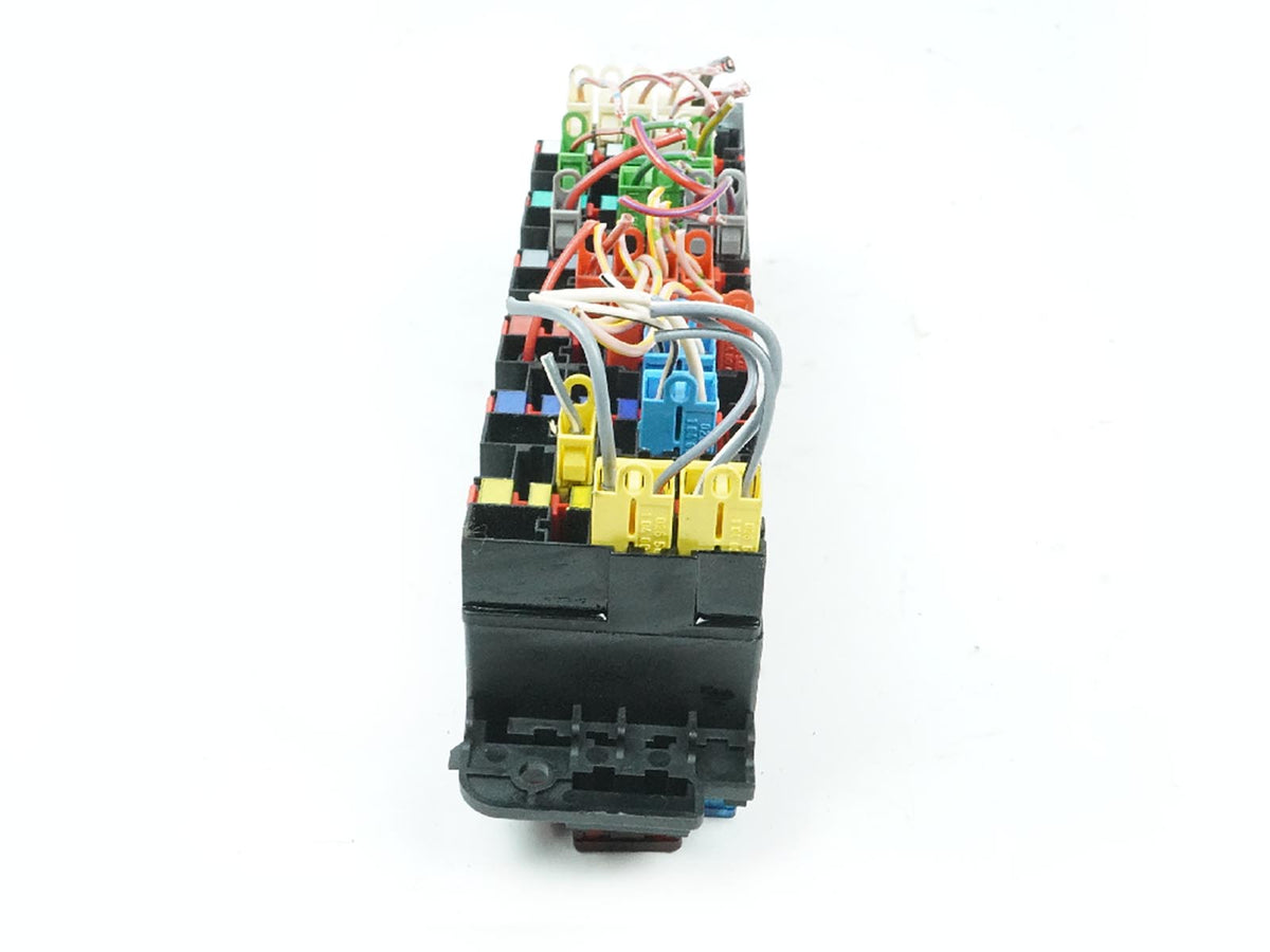 1994 - 1999 Mercedes Benz C Class W202 Fuse Relay Box Junction 2025450901 OEM