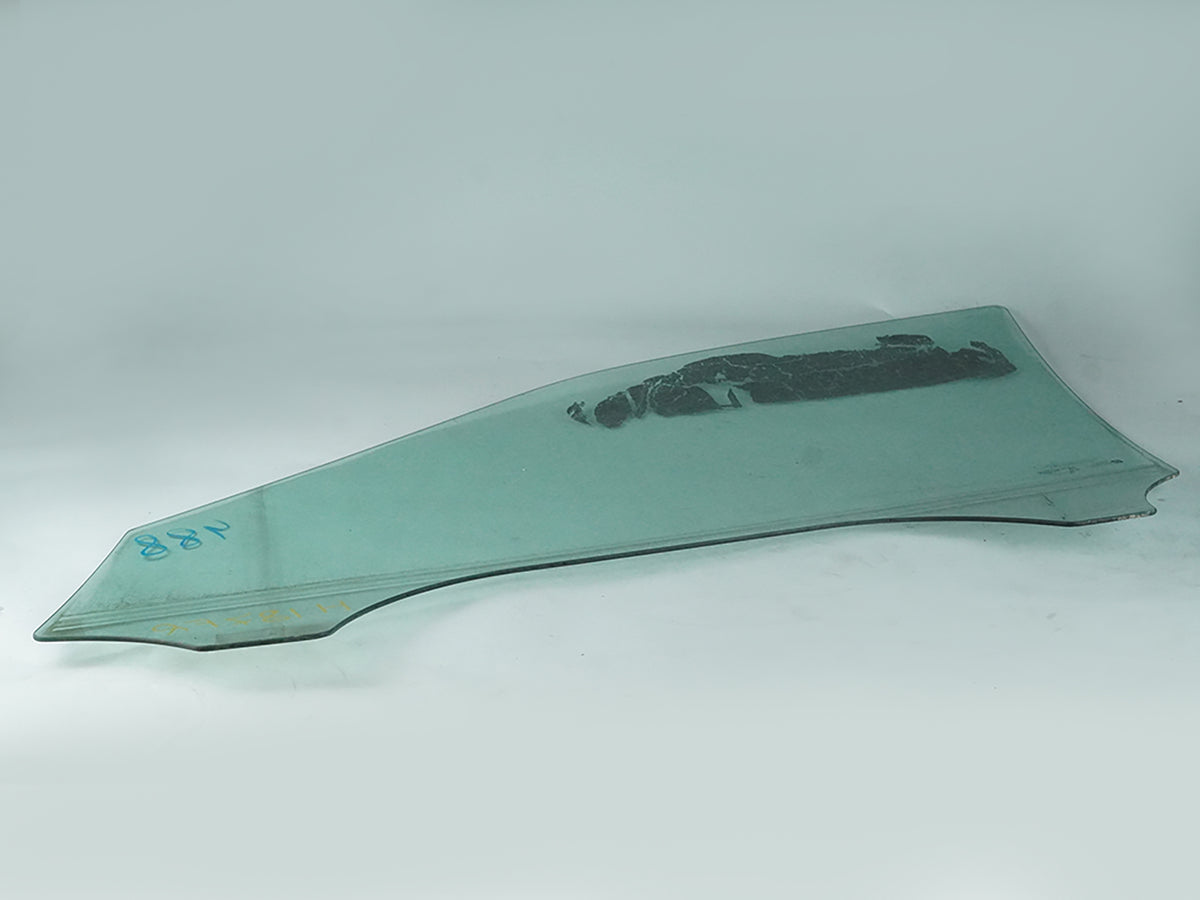 2004 - 2009 Cadillac SRX Glass Window Power Door Front Passenger DD10476GTNN OEM