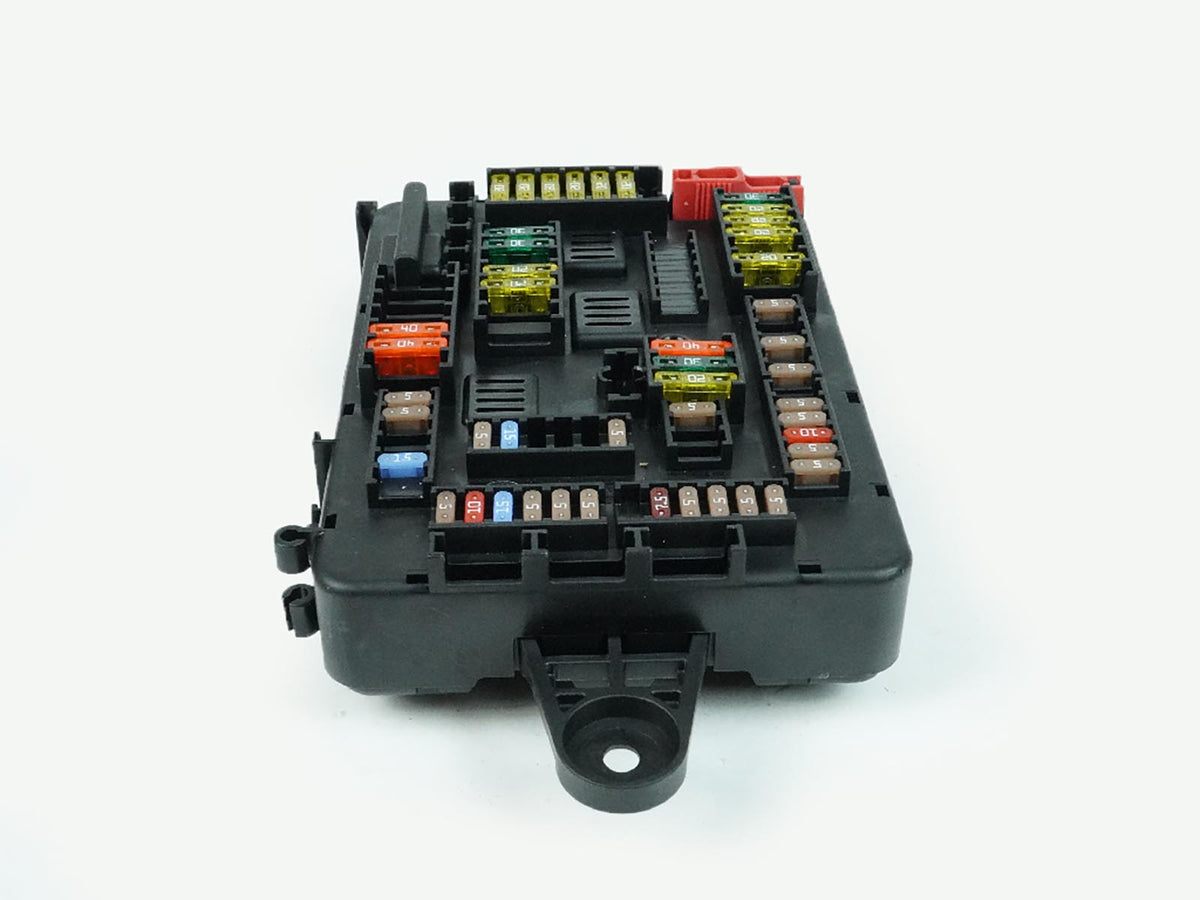 2012 - 2018 Bmw 3 Series F30 2.0L Fuse Relay Box Junction Pwoer Distribution OEM