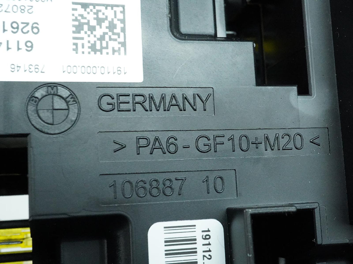 2012 - 2018 Bmw 3 Series F30 2.0L Fuse Relay Box Junction Pwoer Distribution OEM