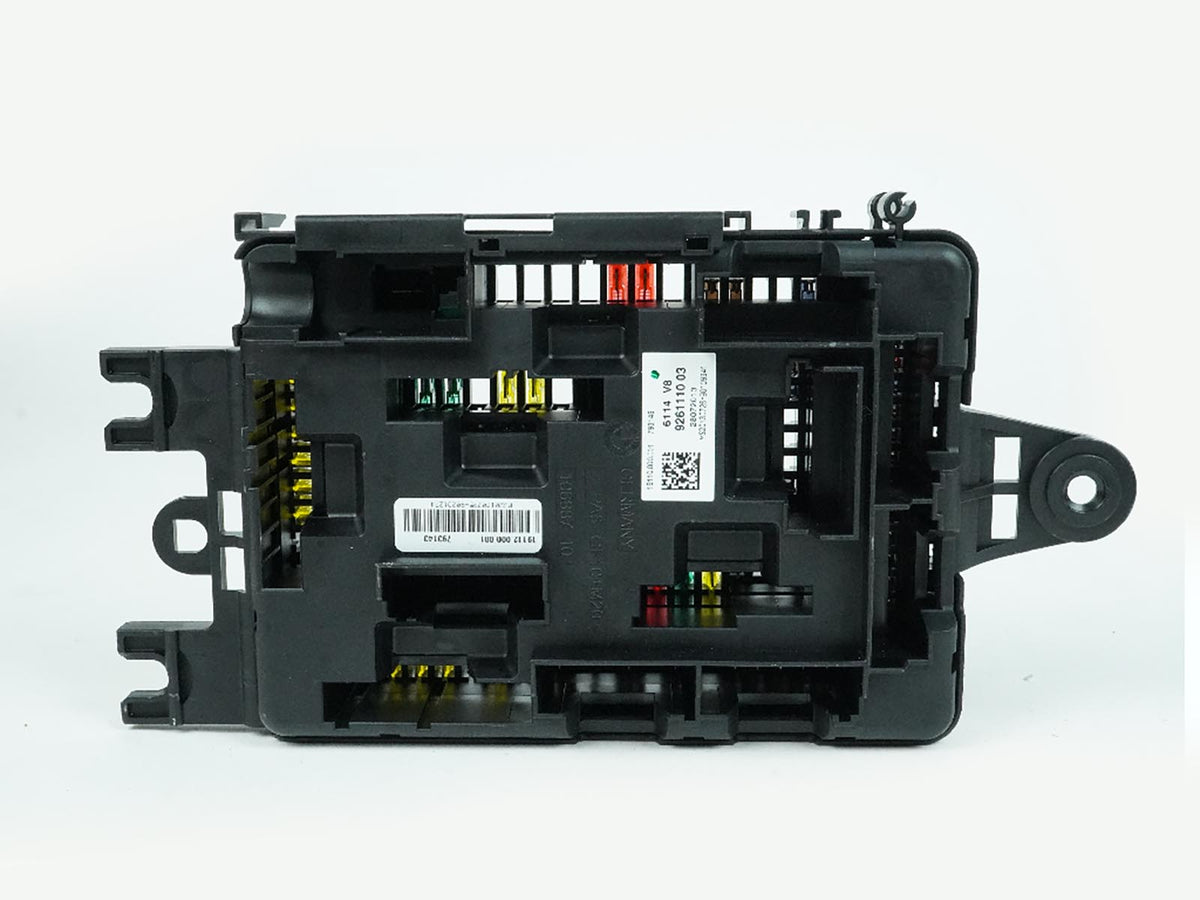 2012 - 2018 Bmw 3 Series F30 2.0L Fuse Relay Box Junction Pwoer Distribution OEM