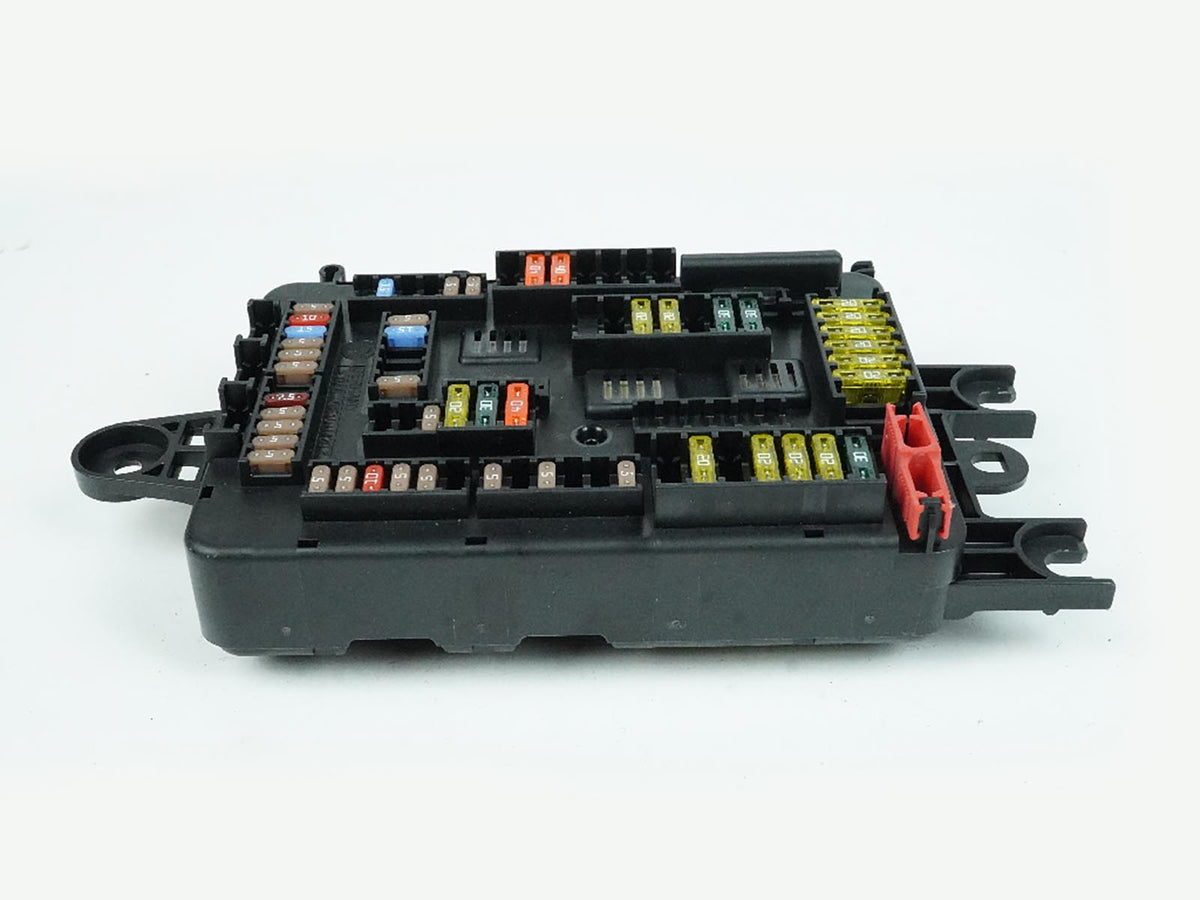 2012 - 2018 Bmw 3 Series F30 2.0L Fuse Relay Box Junction Pwoer Distribution OEM