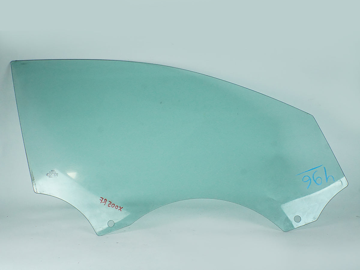 2009 - 2011 Audi A4 B8 Sedan Door Window Glass Front Passenger 8K0845202B OEM