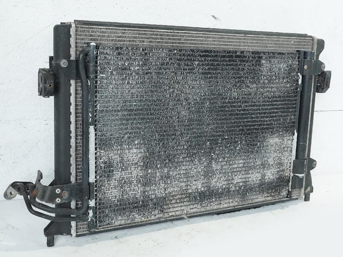 2008 - 2010 Audi TT Mk2 3.2L Mt Radiator Condenser Cooling Fan Shroud Motor OEM