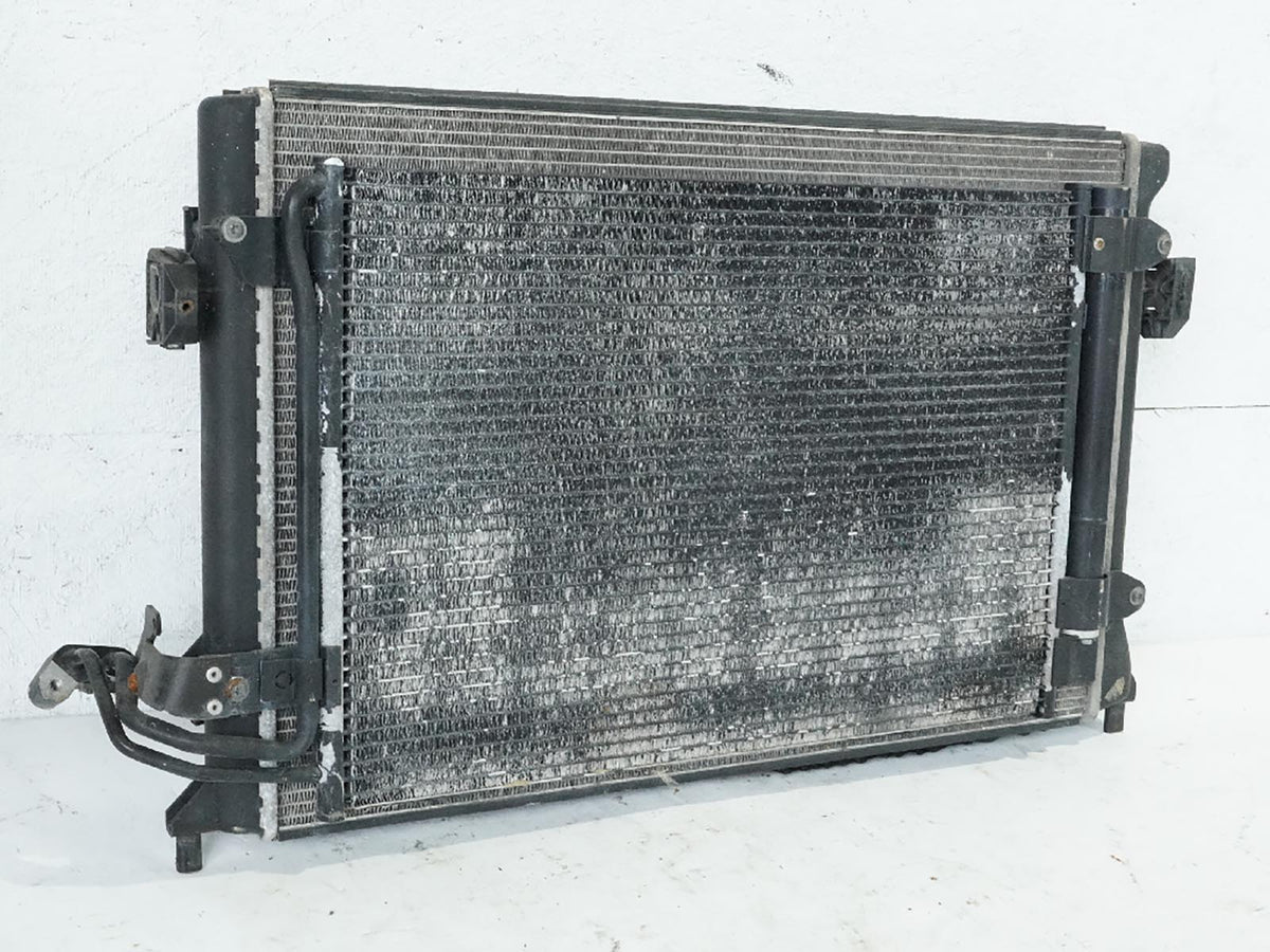 2008 - 2010 Audi TT Mk2 3.2L Mt Radiator Condenser Cooling Fan Shroud Motor OEM