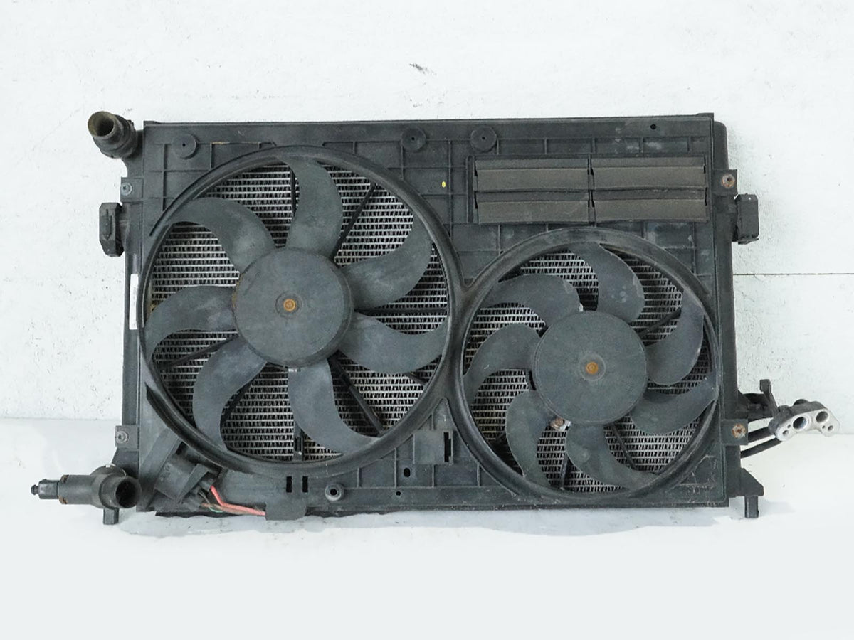 2008 - 2010 Audi TT Mk2 3.2L Mt Radiator Condenser Cooling Fan Shroud Motor OEM