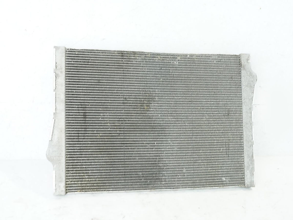 2016 - 2018 Bmw X5 F15 3.0L Radiator Cooling Engine Intercooler 17118654431 OEM