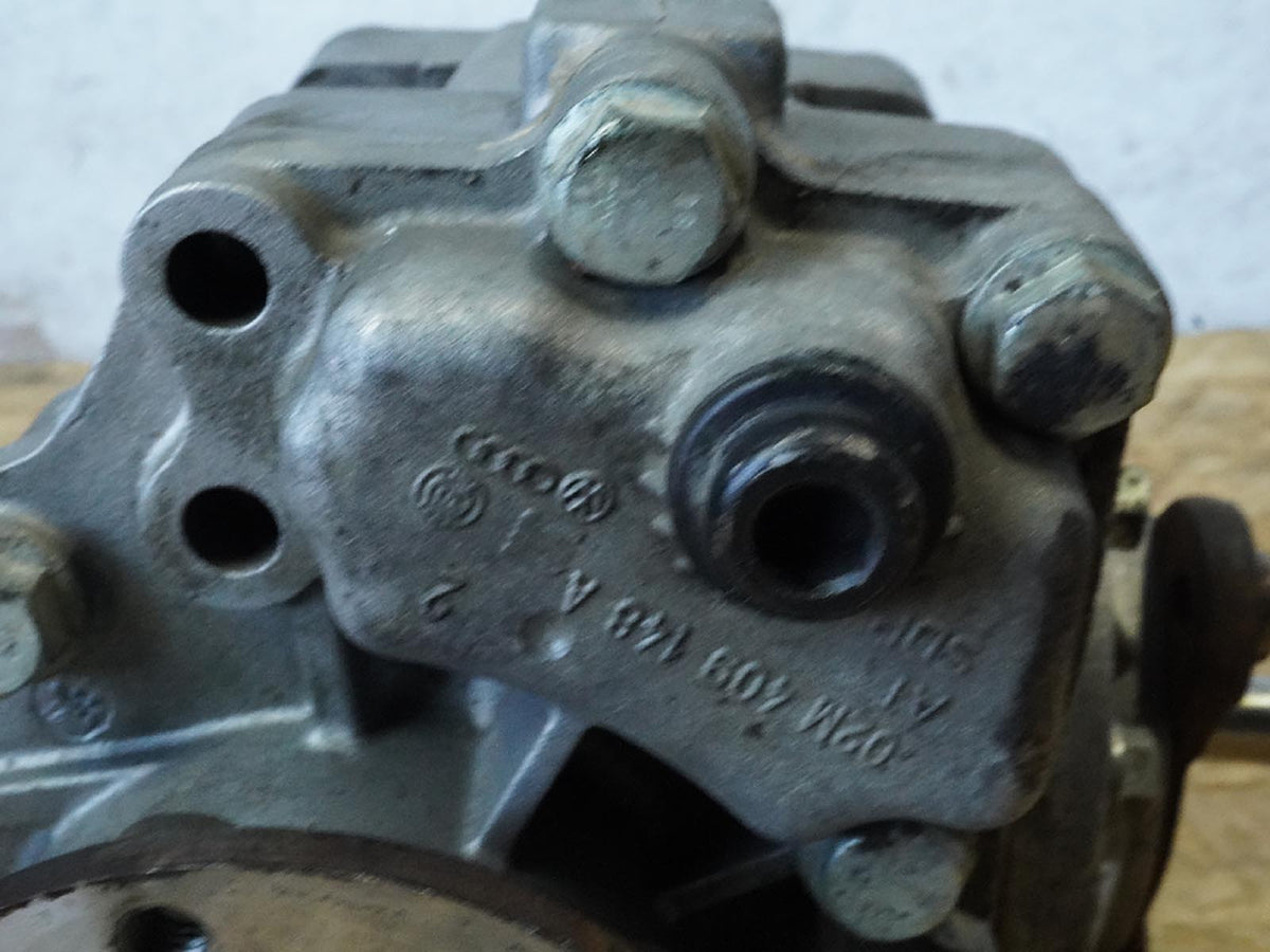 2000 - 2006 Audi TT Mk1 1.8L Mt Transfer Case Angle Gear Box 02M409053K OEM