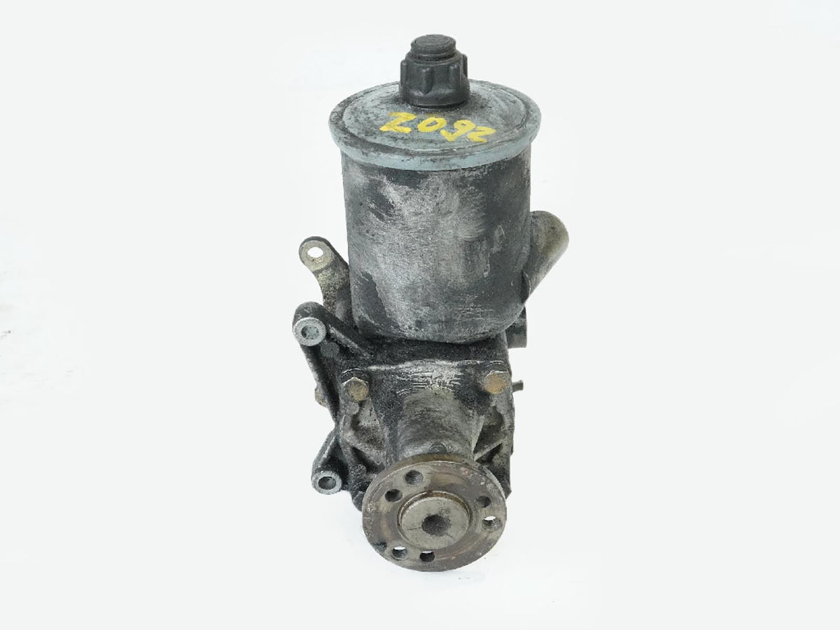 1994 - 1995 Mercedes Benz E Class W202 Rack Gear Pump Motor A2104661901 OEM